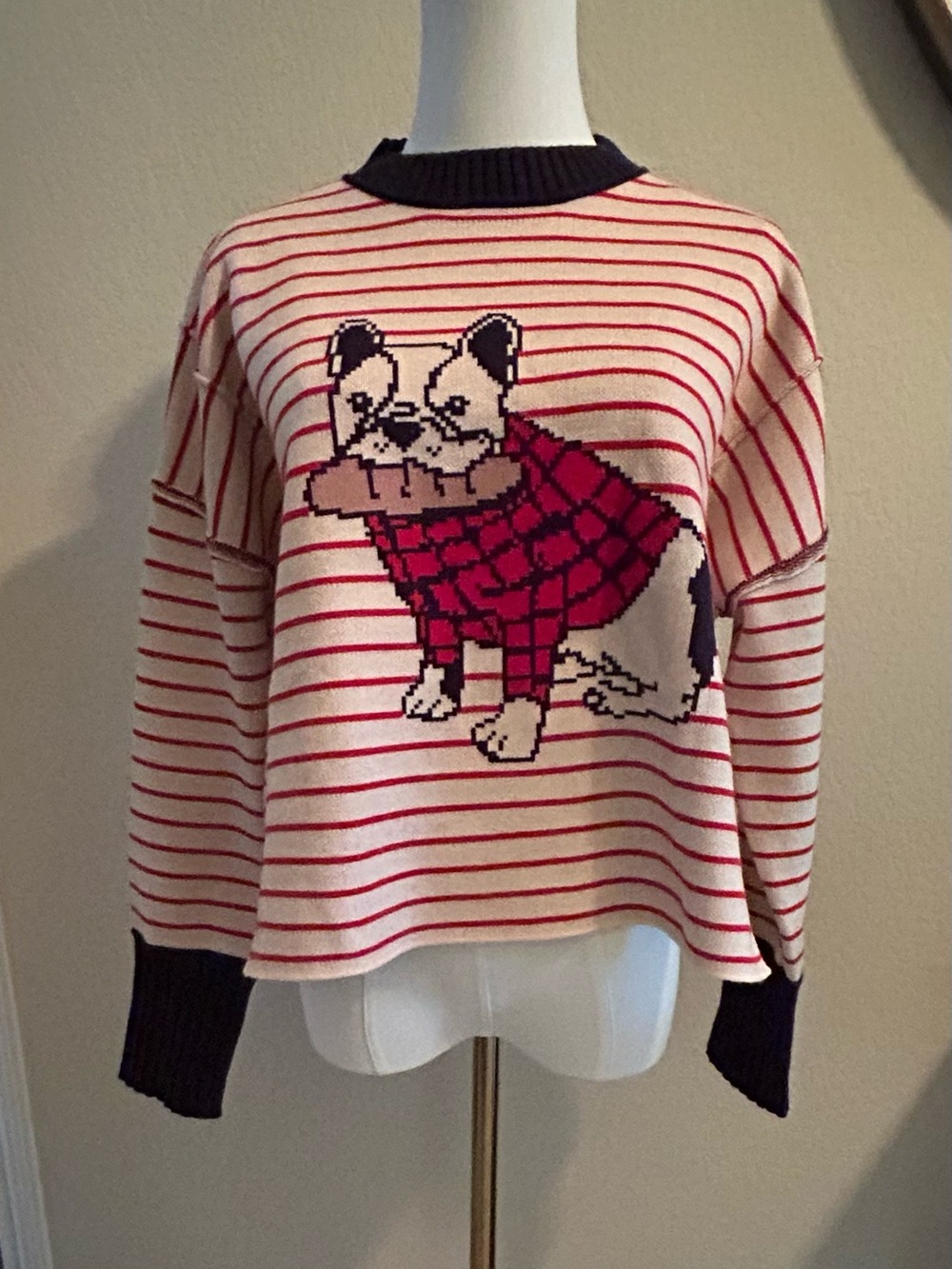 ee: Some Cream Sweater with Red Stripes and Dog Intarsia